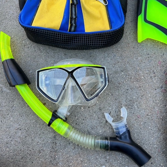 US DIVERS HYDROFLEX SNORKEL MASK FINS GEARBAG SNORKELING MOUTHPIECE MESH BAG MEN - Picture 7 of 8